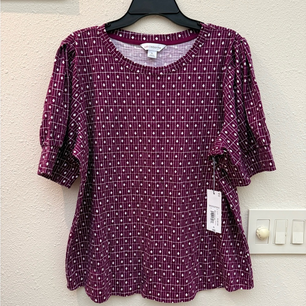 Liz Claiborne Women's Burgundy Geometric Top NWT